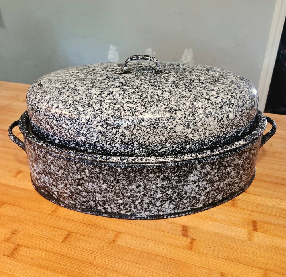 Vintage Savory Graniteware Enameled Domed Roasting Pan Dark Navy White Splatter